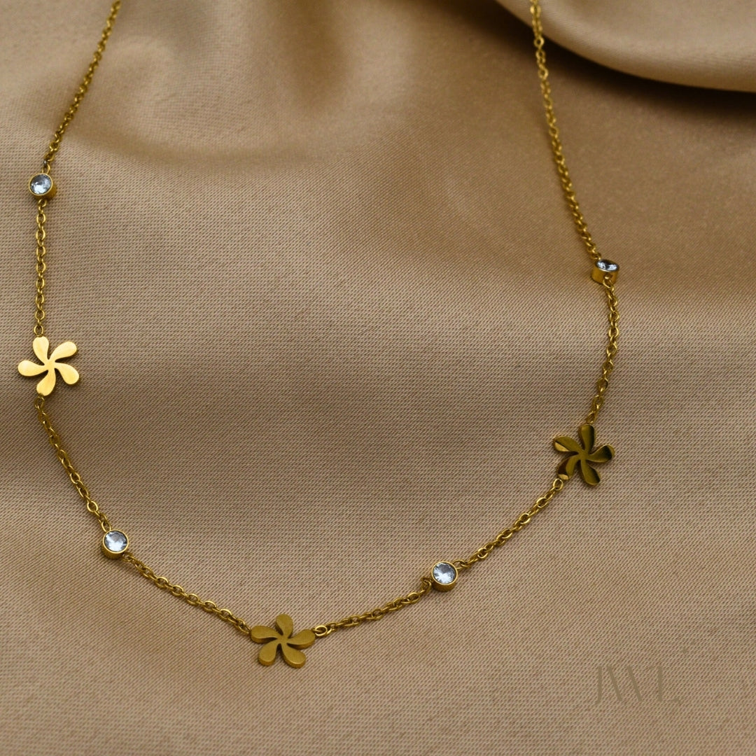 Daisy Dreams Necklace