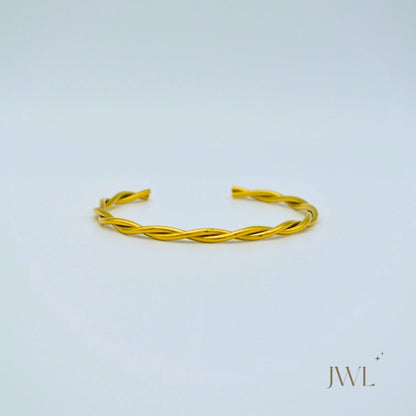 Twisted Elegance Bangle