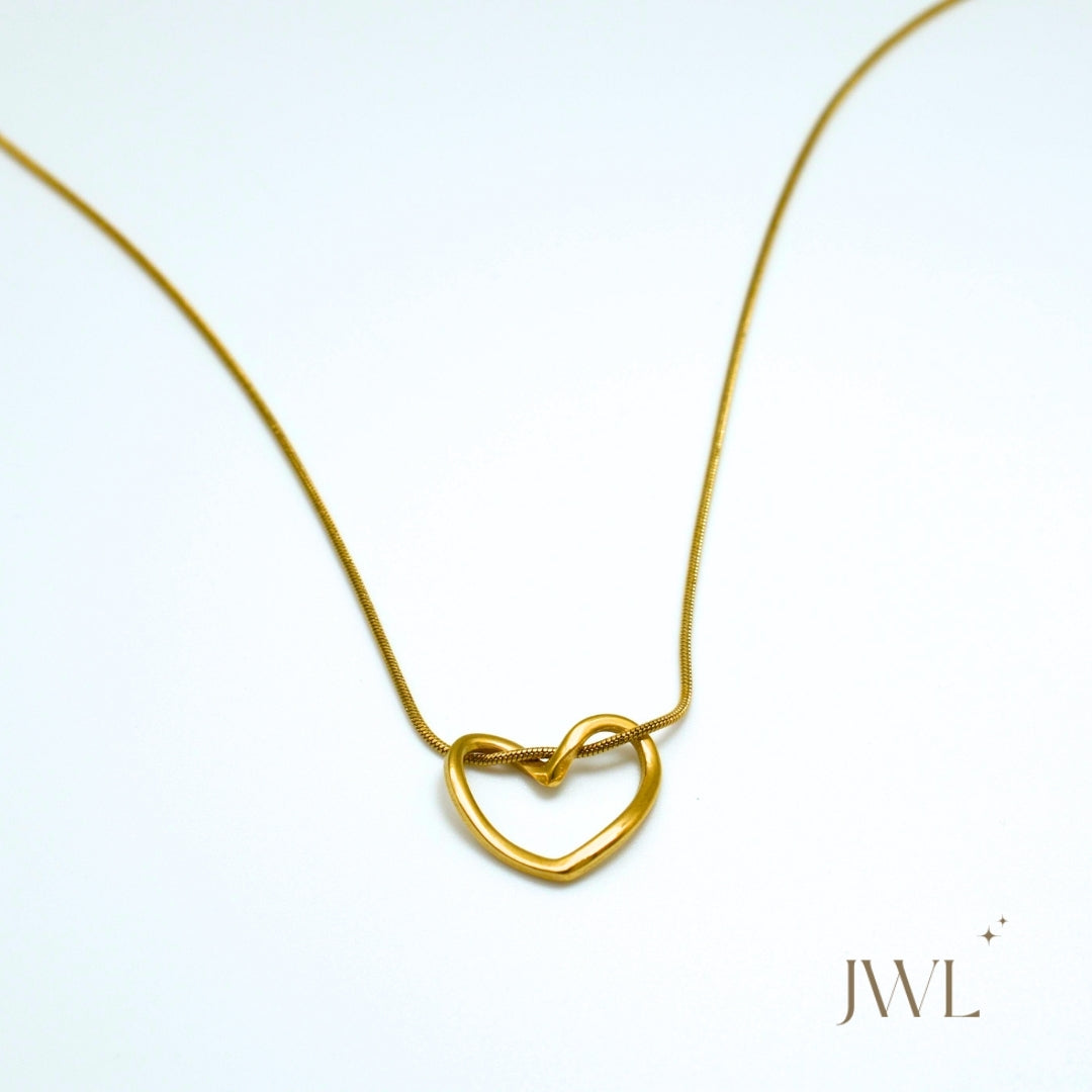 Heart Loop Necklace