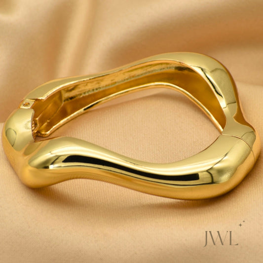 Chunky Wave Bangle