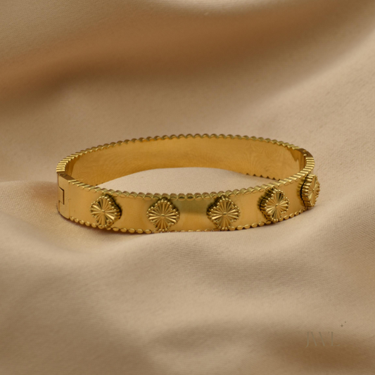 Golden Clover Bangle