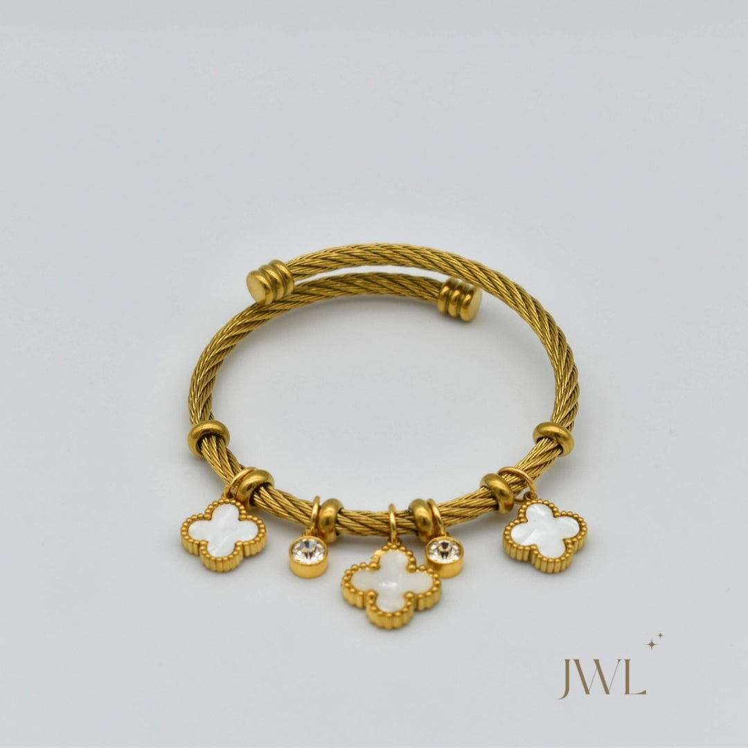 Clovers Bangle