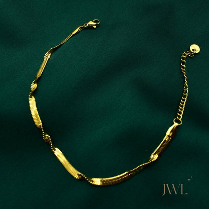 Golden Serpentine Bracelet